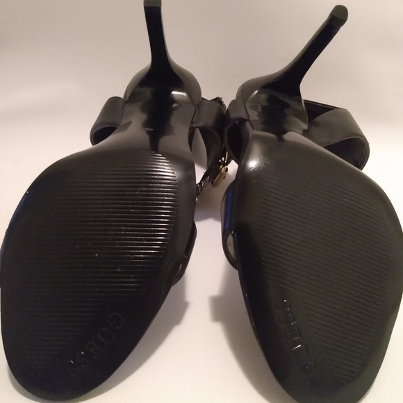 GUESS black ankle strap heels - Picture 6 of 7